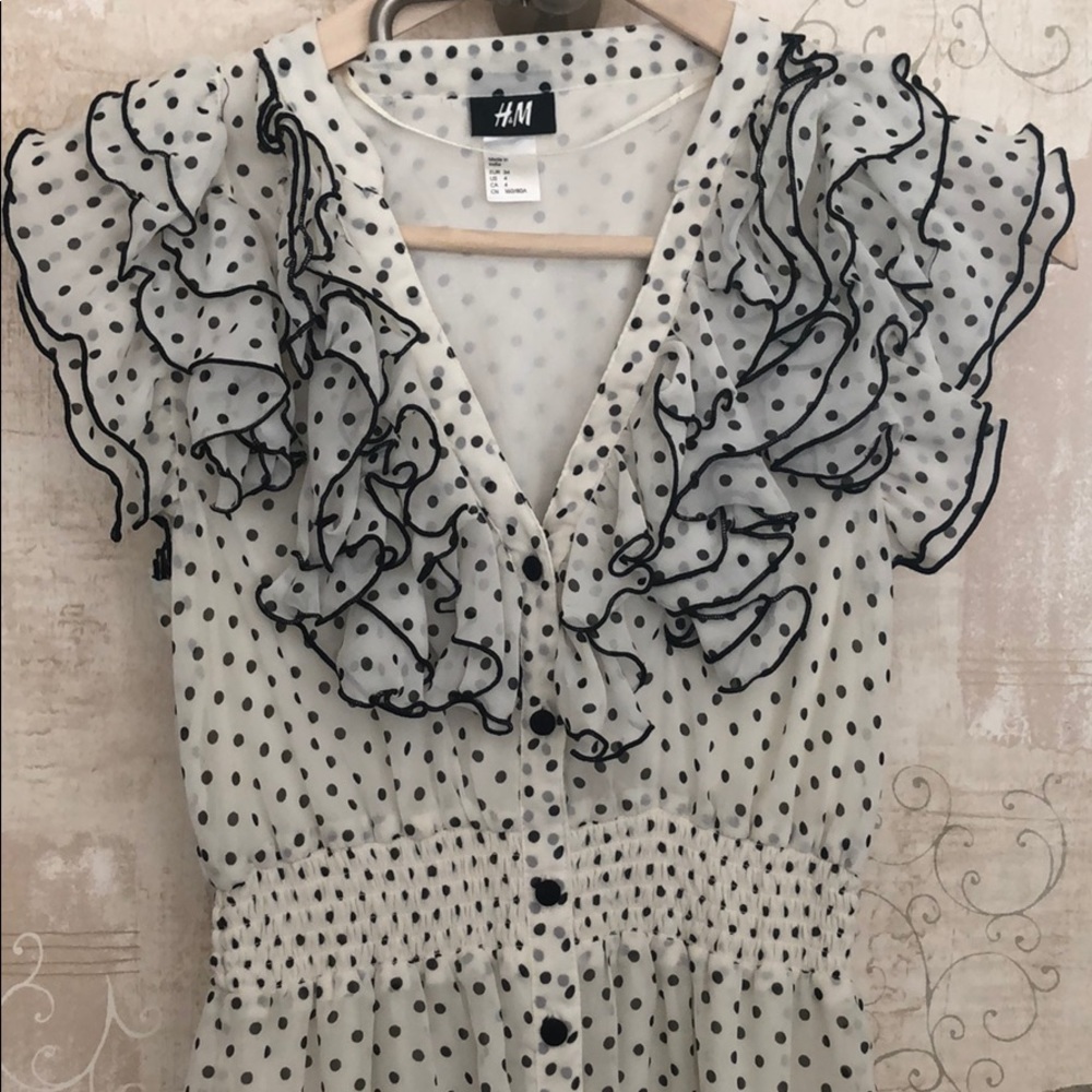 Poke dot dress